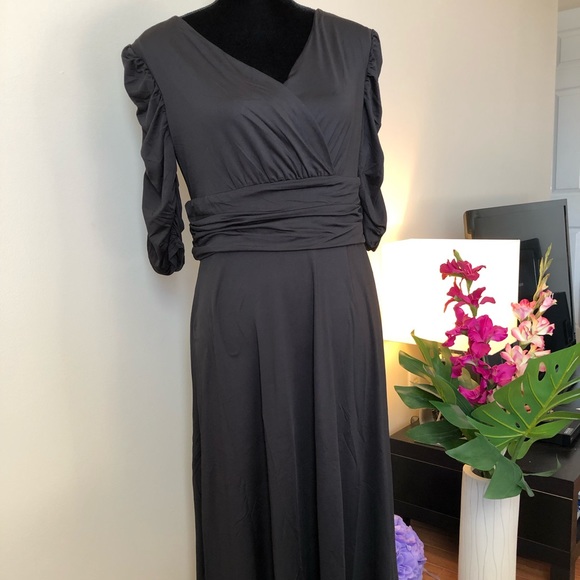 Women's Deep V Neck Waist HalfBubble Sleeves Dress - Picture 4 of 8